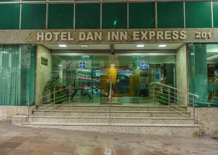 Hotel Dan Inn Express Porto Alegre - by Nacional Inn - Próximo ao Complexo Hospitalar Santa Casa